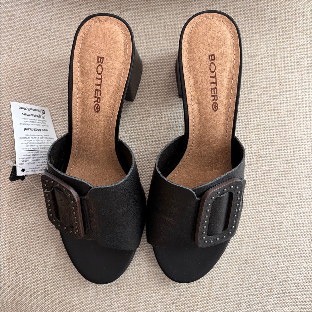 NWT Bottero Black Leather Slide Sandals Women’s size 7 US B